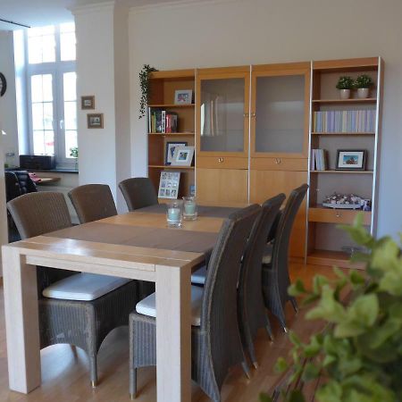 Belarte Framing Shop, Spacious Apartment With Garage In The Heart Of Ieper 外观 照片